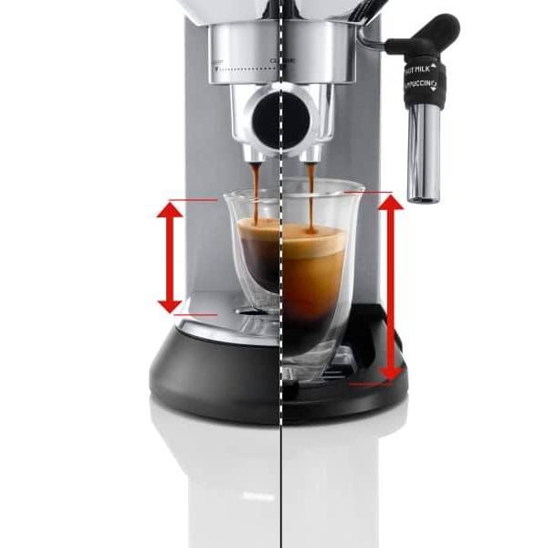 Delonghi Dedica Maestro Cafetera manual Espresso y Capuccino EC685.M metal
