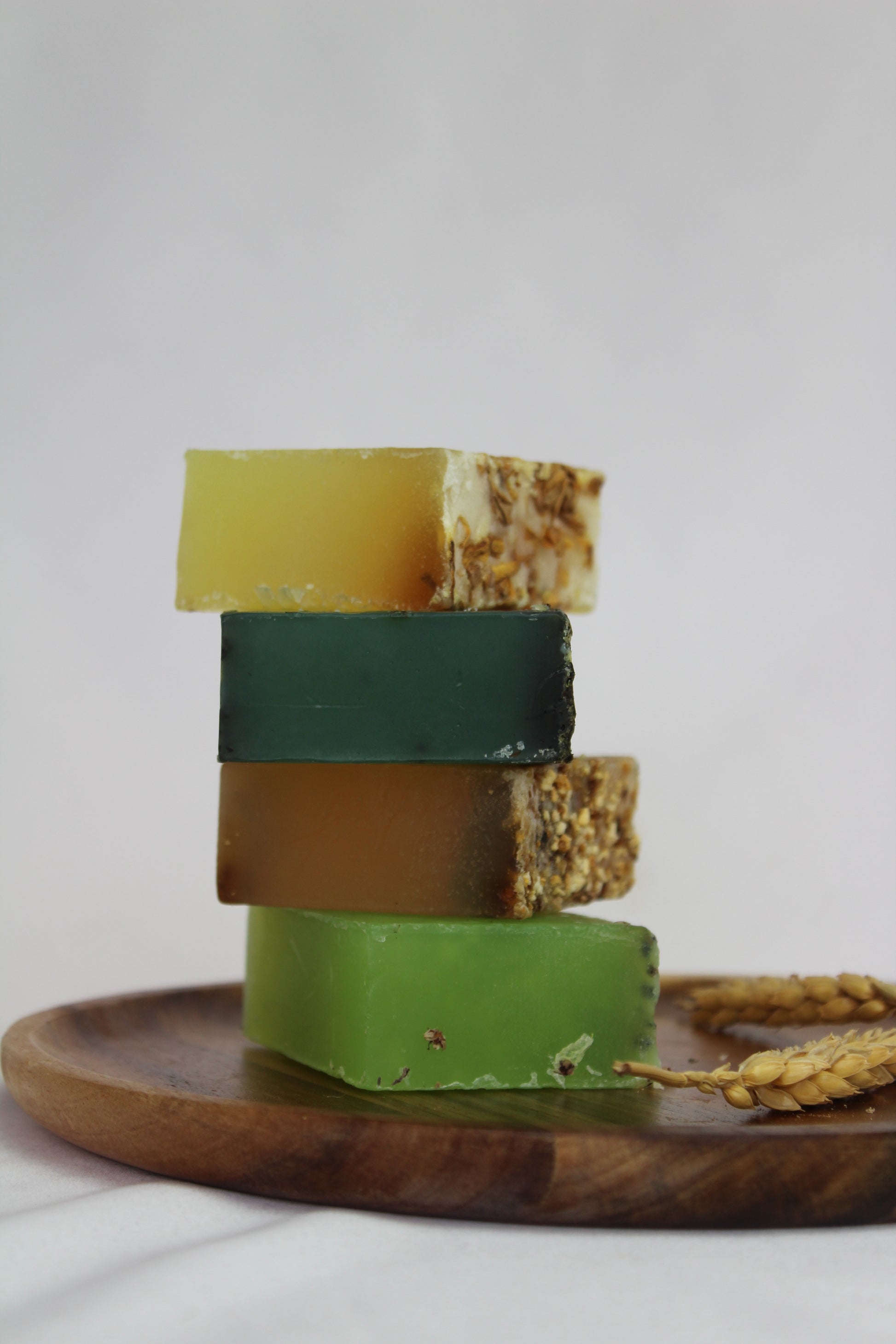 Sapone naturale alla glicerina foglie di menta e menta piperita 100 g